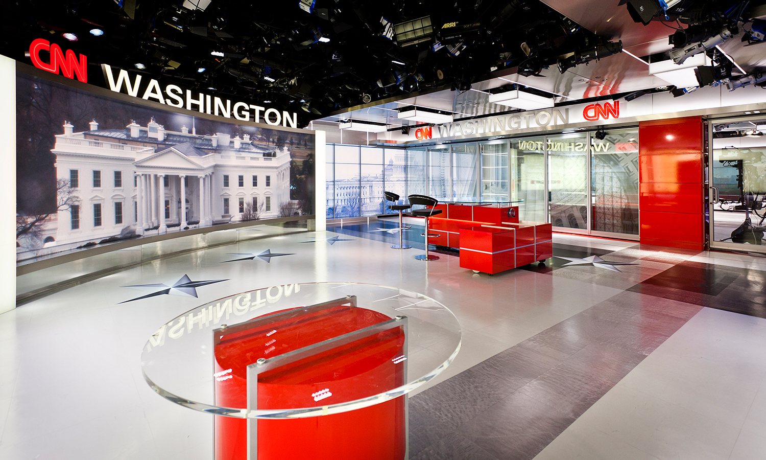 [Image: CNN-DC-Ph02.jpg]